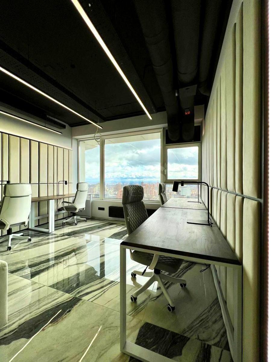 Office uzv. Klovs'kyj 7А, 369m2593319