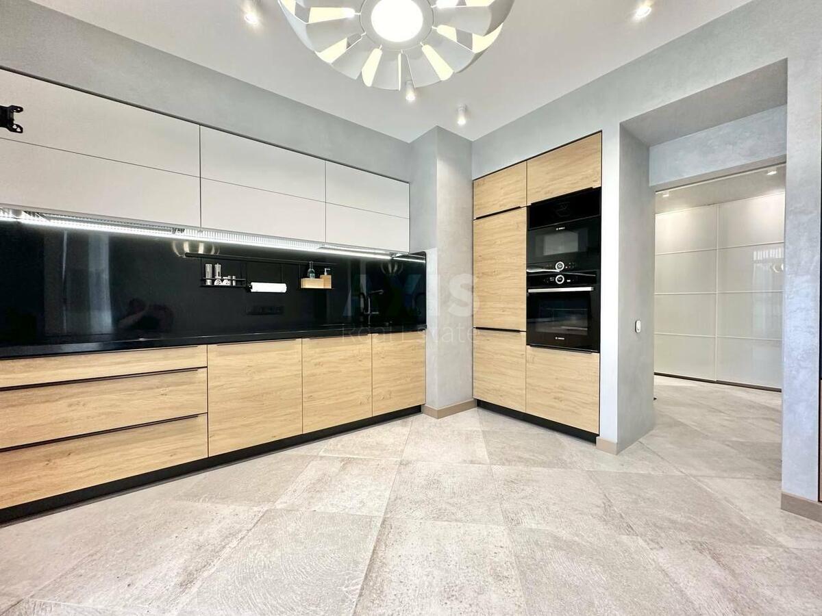 3k apartment doroga Naberezhno-Rybal's'ka 358371