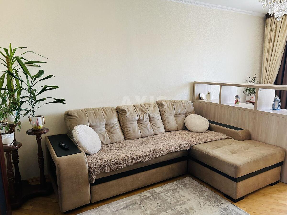 3k apartment pr-t Grygorenka Petra 5584591