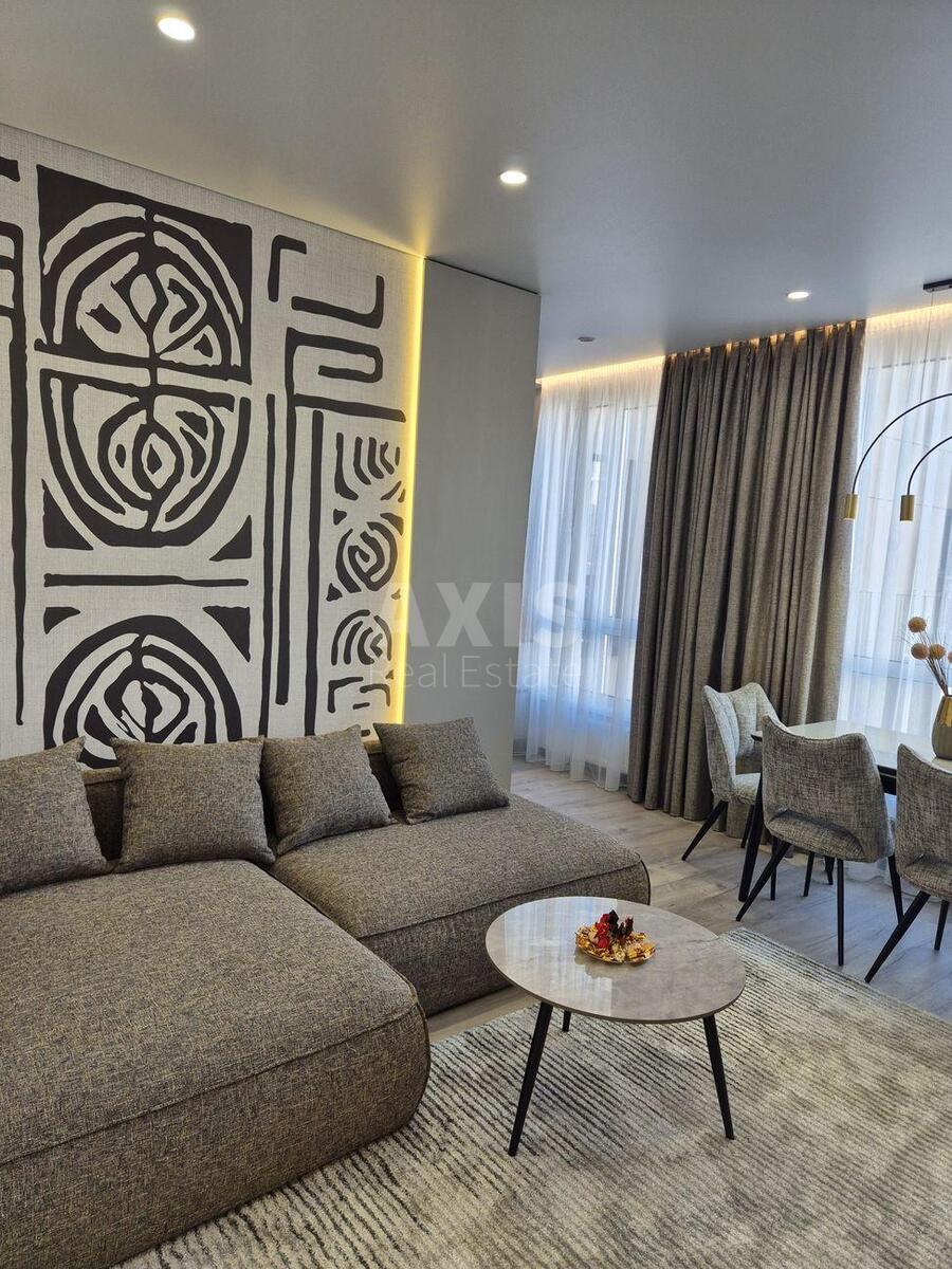 3k apartment vul. Saljutna 2Б584852