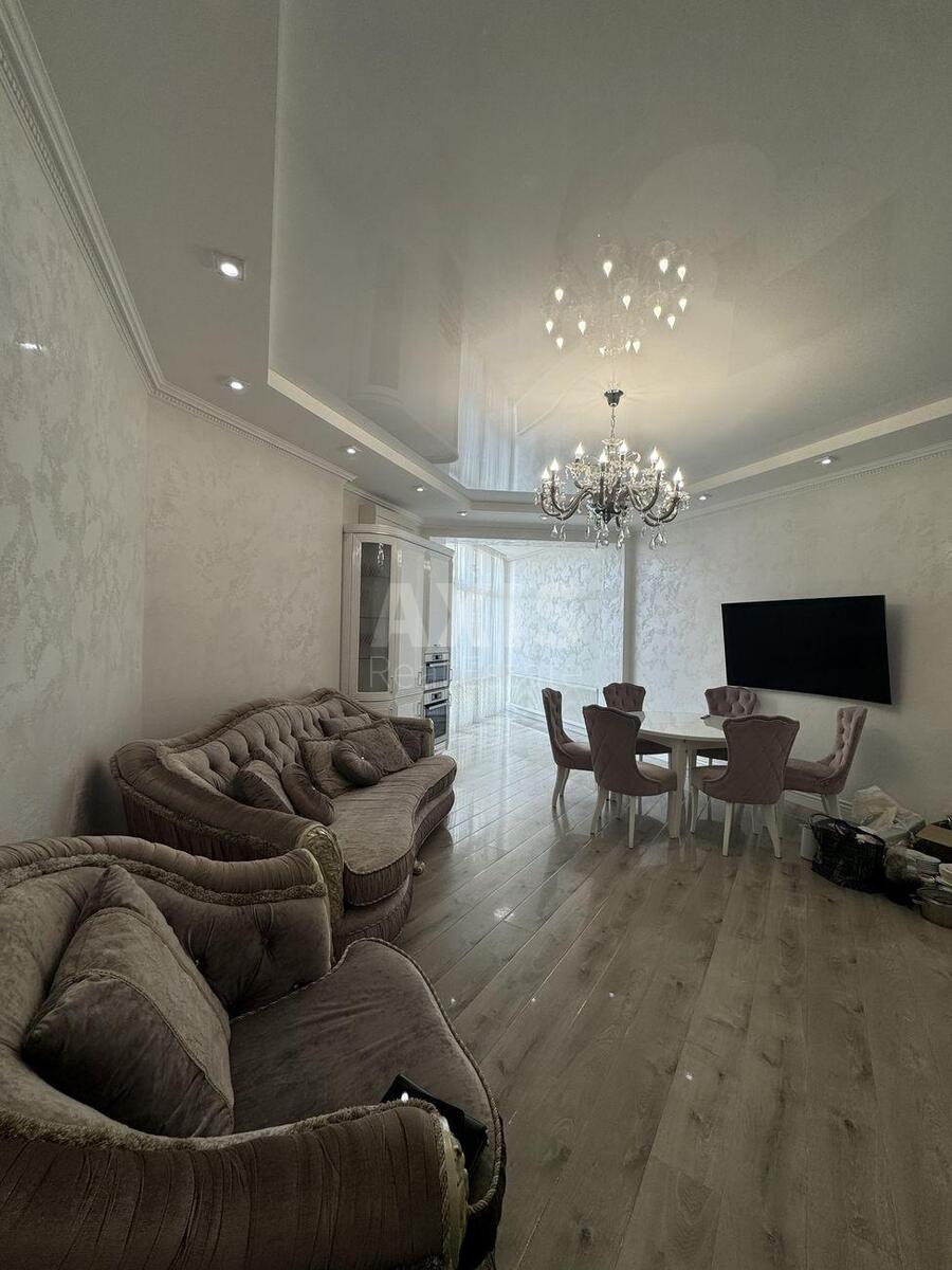 3k apartment vul. Jevgena Konoval'cja 44А585289