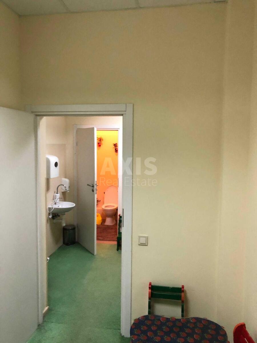 Trade object vul. Mejtusa Kompozytora 4, 194m2631113