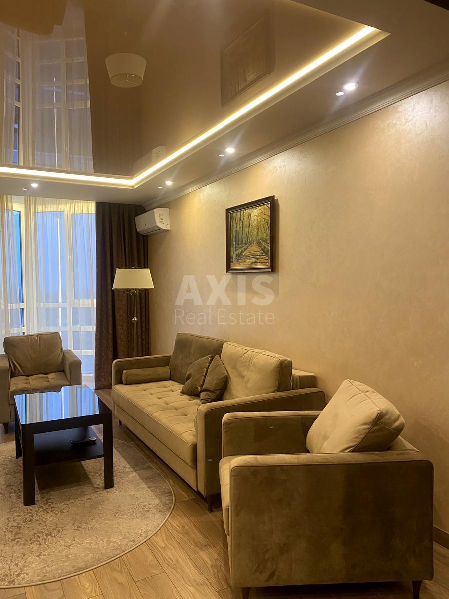 2k apartment pr-t Berestejskij 109631941