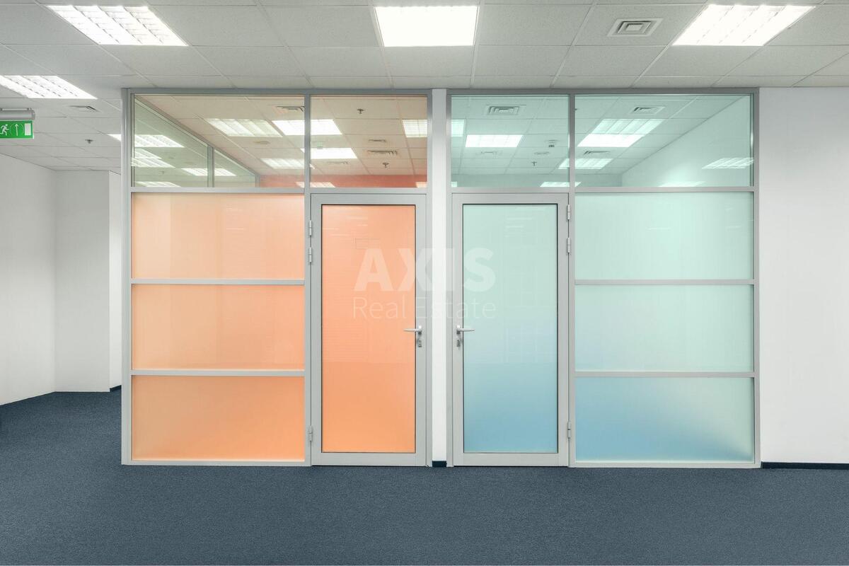 Office vul. Amosova Mykoly 12, 270m23