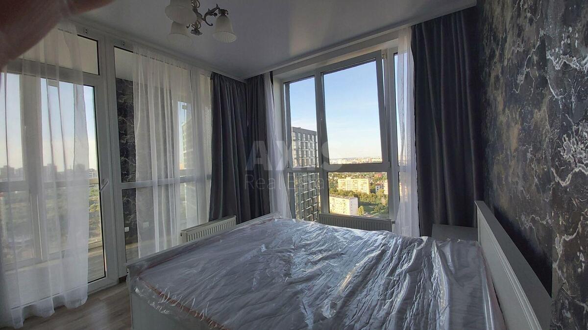 2k apartment vul. Pivnichno-Syrec'ka 105