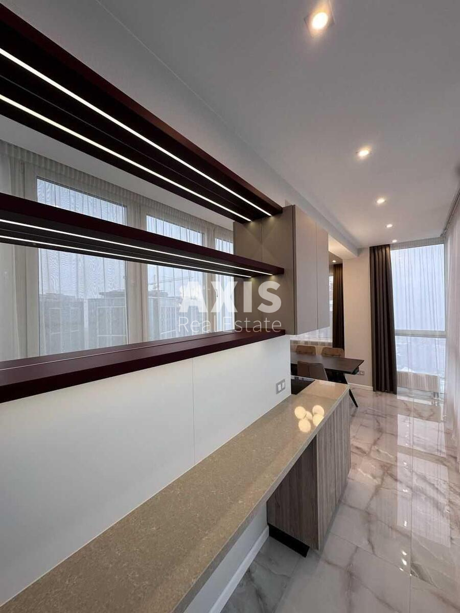3k apartment vul. Barbjusa Anri 28А0