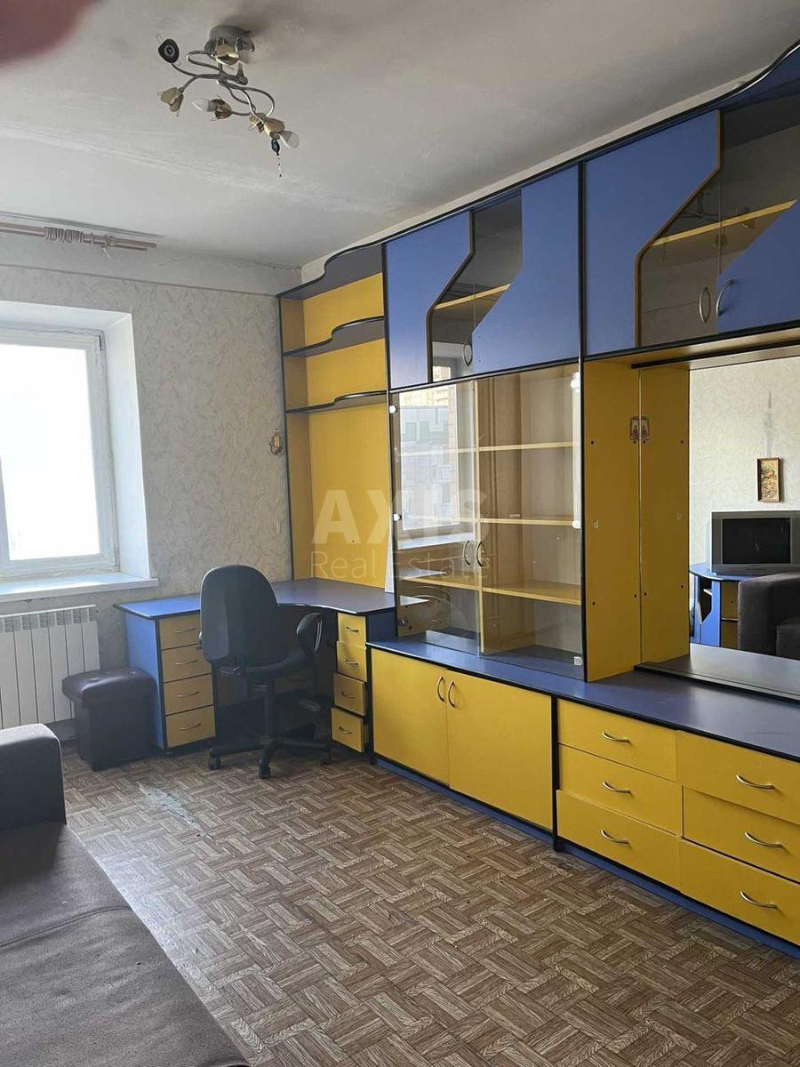 4k apartment vul. Vyshnjakivs'ka 139