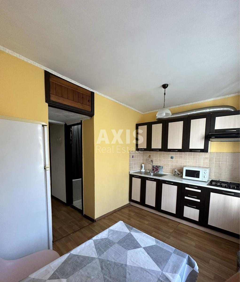 2k apartment vul. Bul'varno-Kudrjavs'ka 38