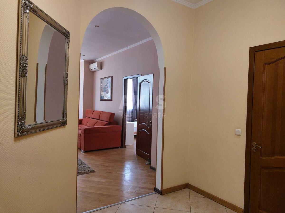 2k apartment vul. Saksagans'kogo 1213