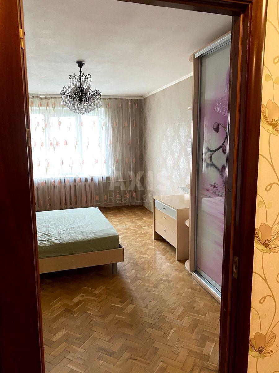 2к квартира пр-т Героев Сталинграда 14Б4