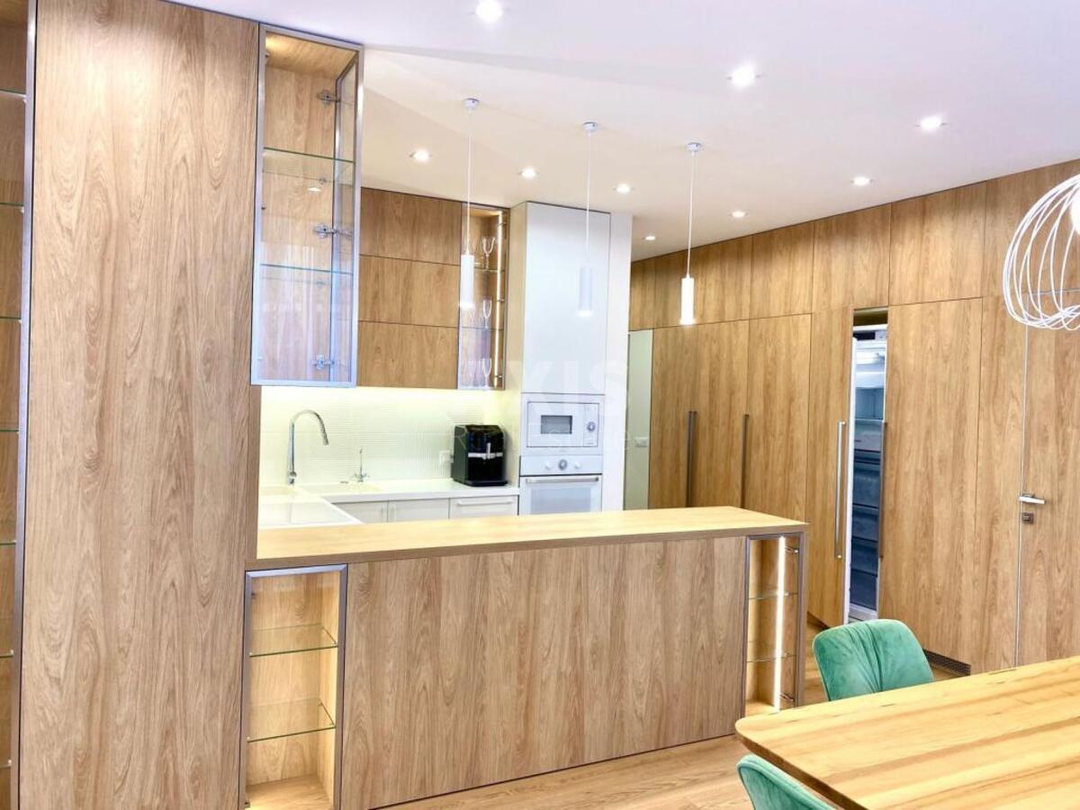 4k apartment vul. Zarichna 161