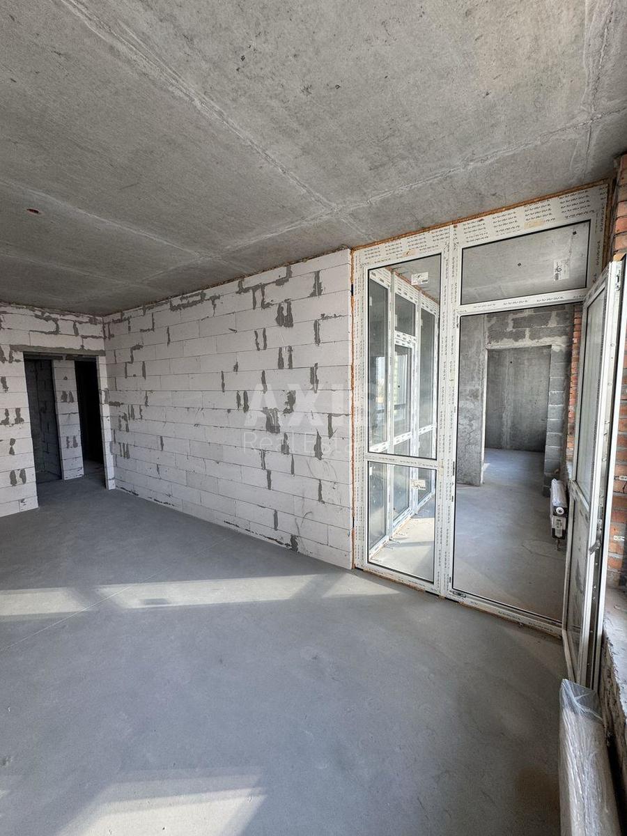3k apartment nab. Dniprovs'ka 15Ж3