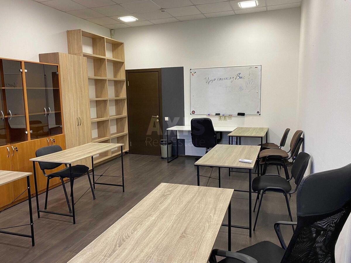 Office vul. Volodymyrs'ka 11, 29m2601571