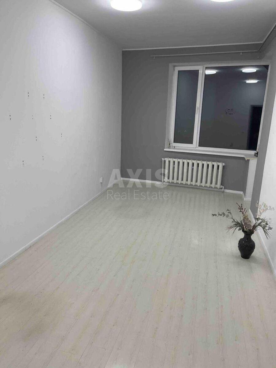 Office vul. Urlivs'ka 8А, 75m2602070