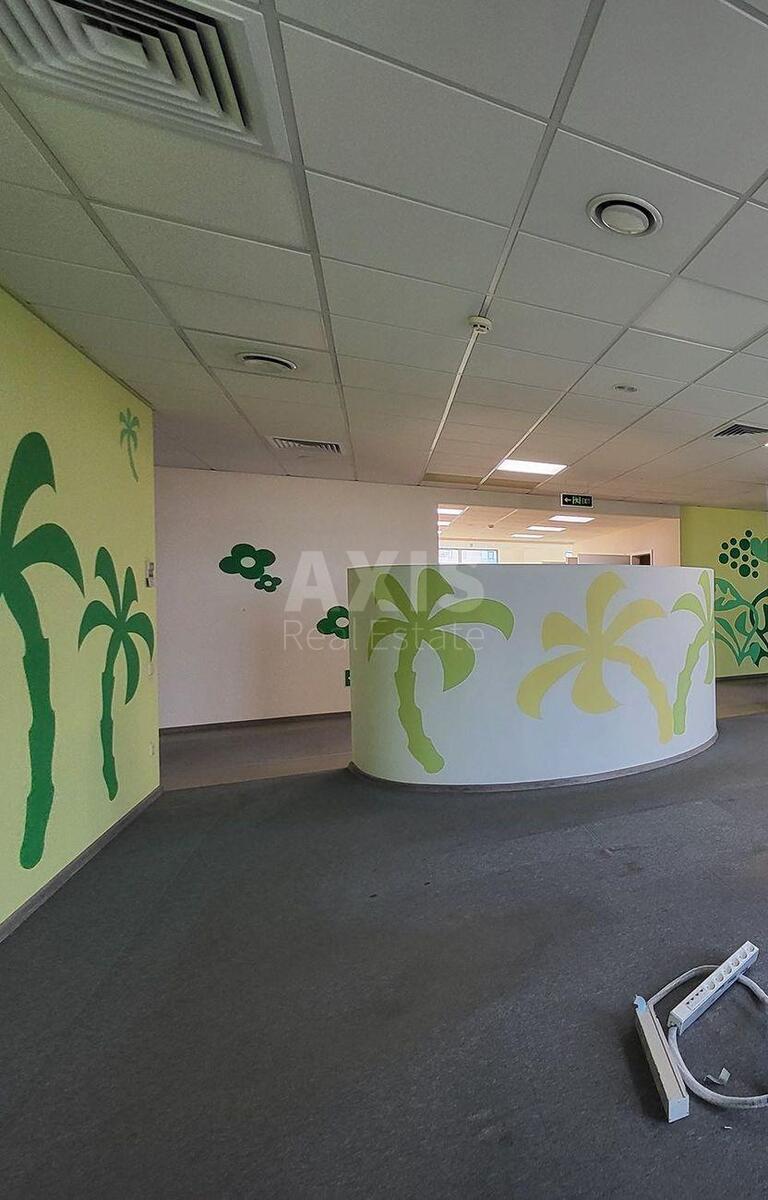 Office vul. Degtjarivs'ka 27Т, 618m2570746