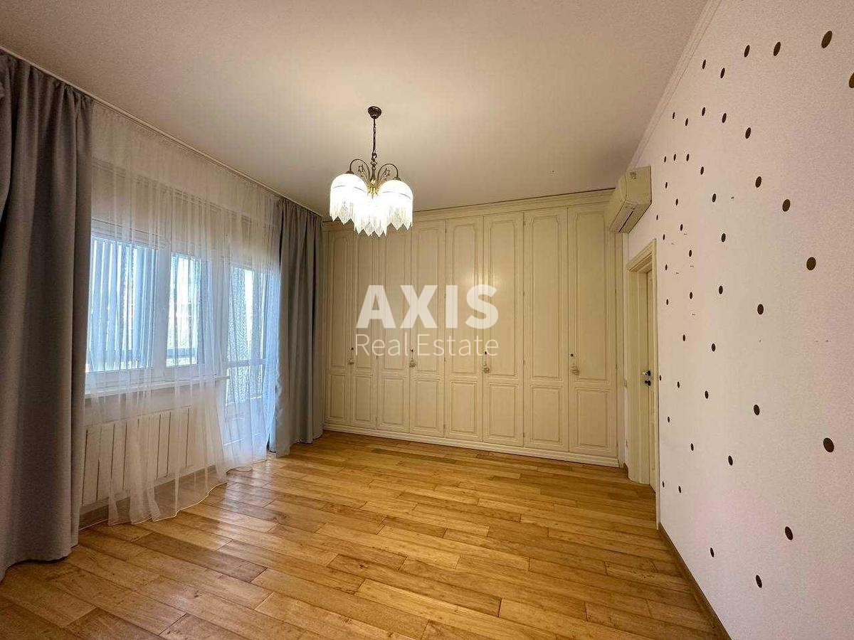 4k apartment vul. Bul'varno-Kudrjavs'ka 360