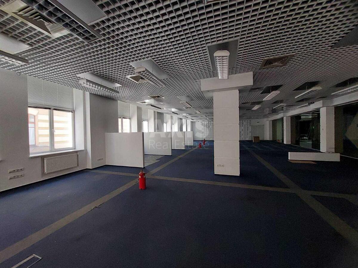 Office vul. Bul'varno-Kudrjavs'ka 24, 783m26