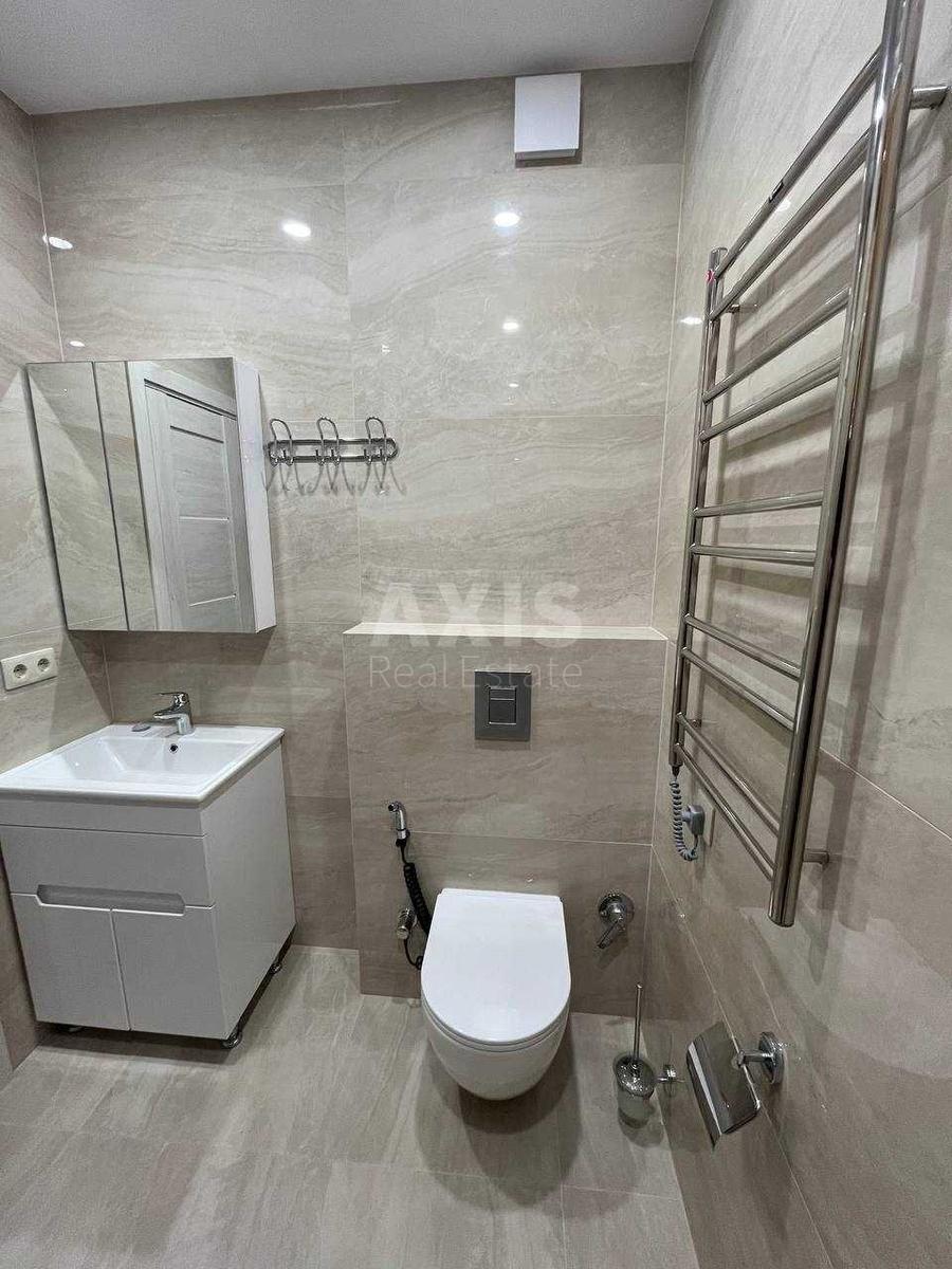 2к квартира ул. Драгоманова 31А2