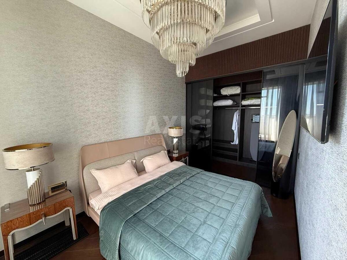 4к квартира ул. Жилянская 686081712