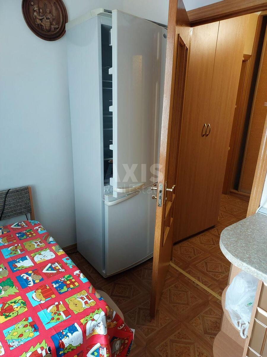 2k apartment vul. Pryrichna 37565200