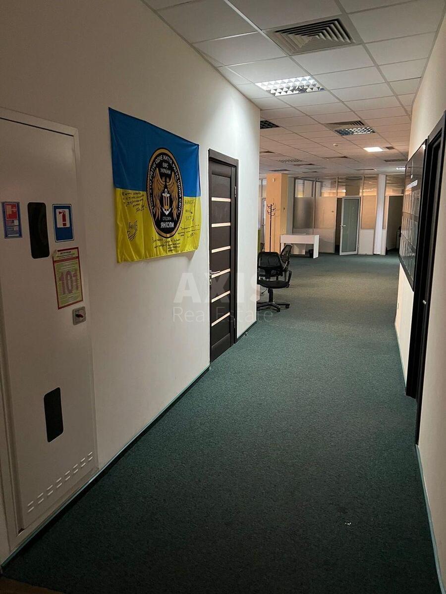 Офис ул. Евгения Коновальца 36Д, 470м260951