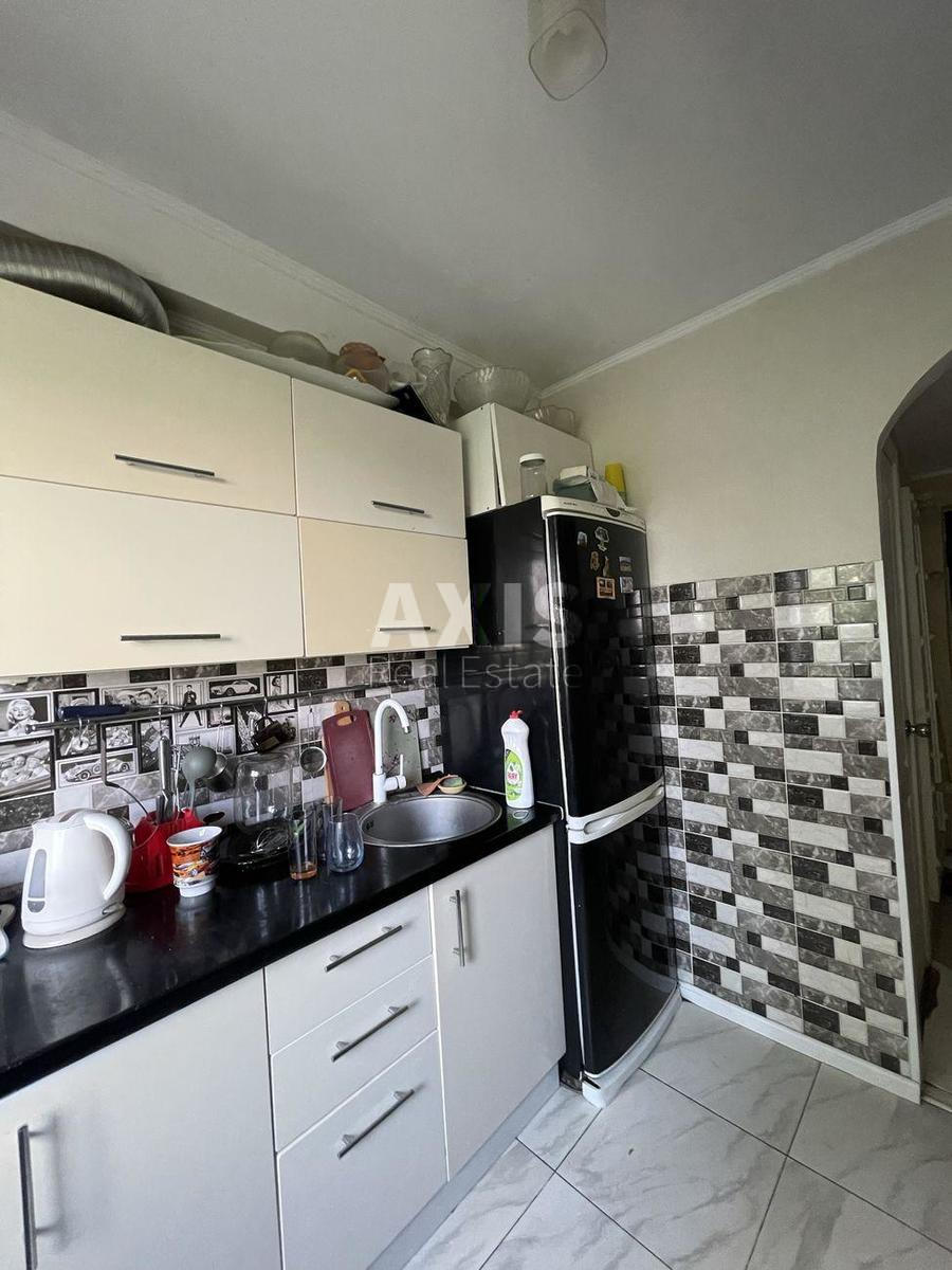 3k apartment vul. Uinstona Cherchillya 22Б