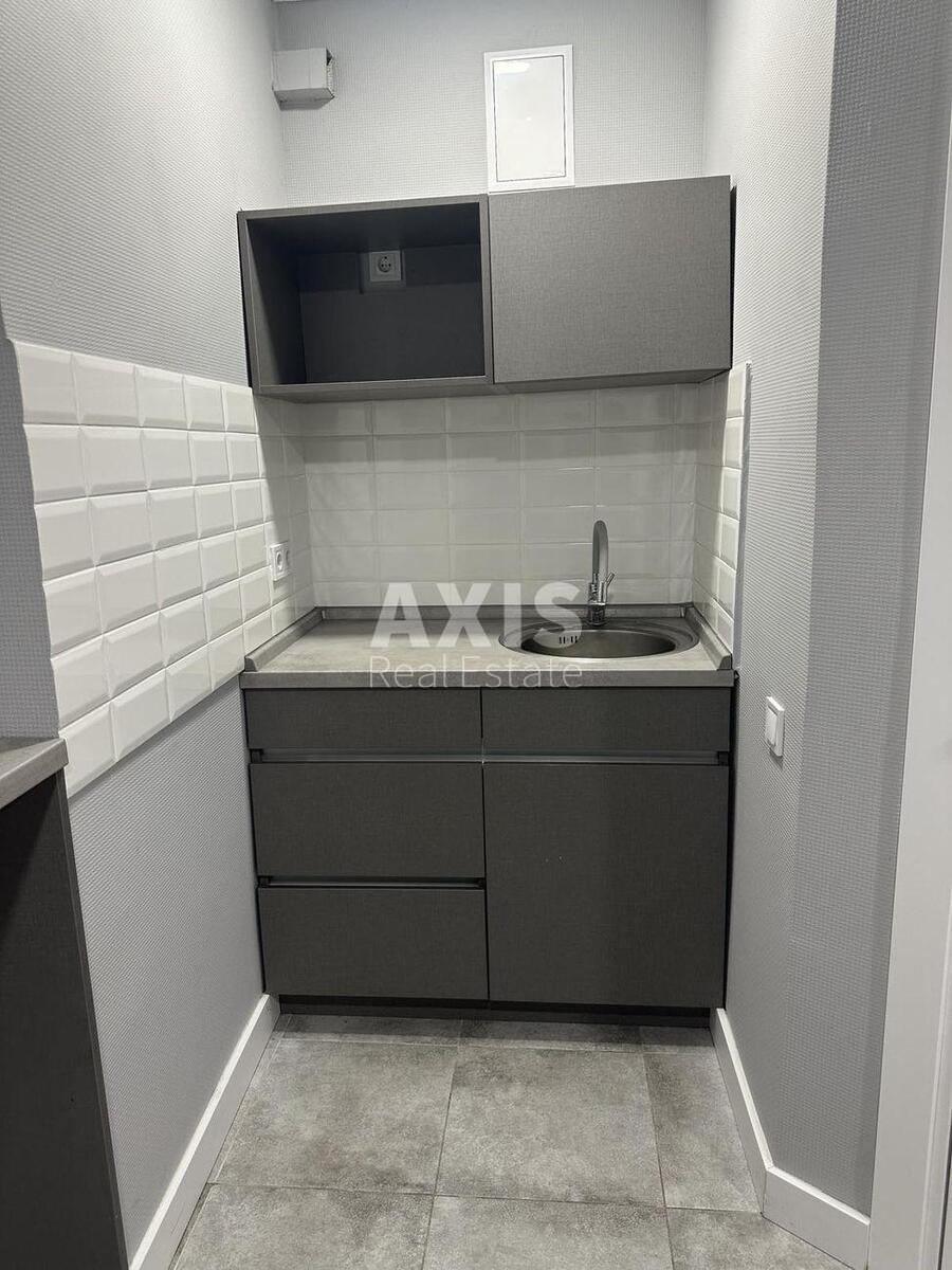 Office vul. Barbjusa Anri 22/26, 101m2556634