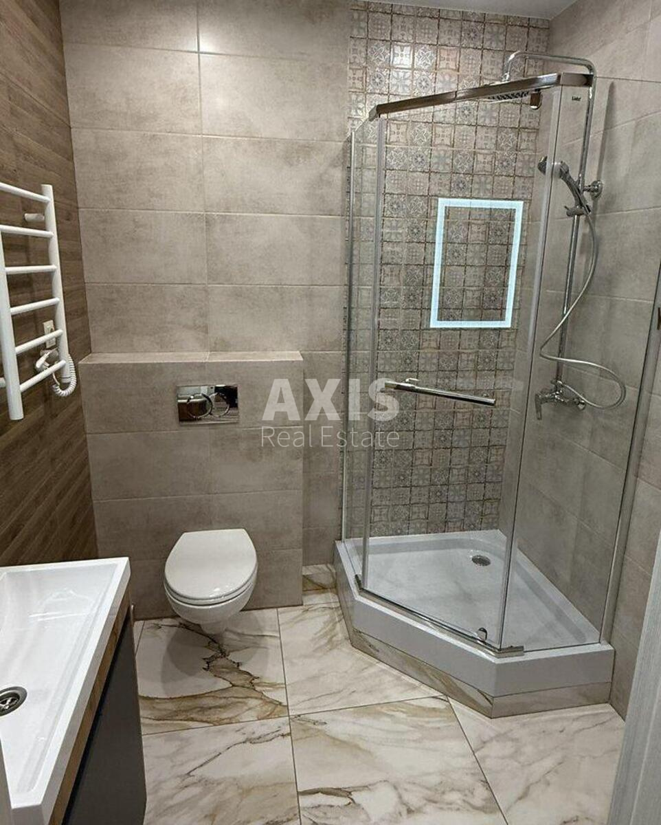 2k apartment vul. Olesja Berdnyka 1Г0