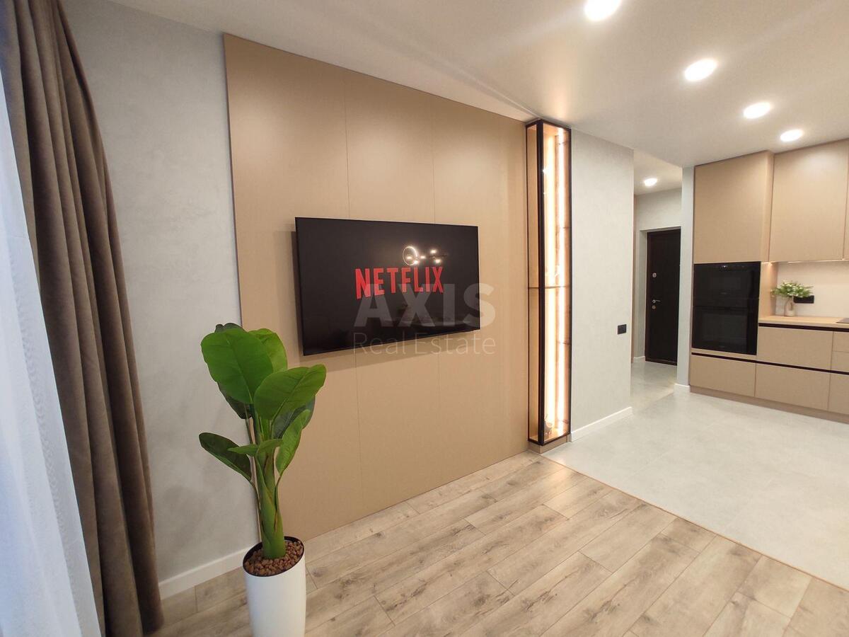 1k apartment vul. Rodyny Kristeriv 142