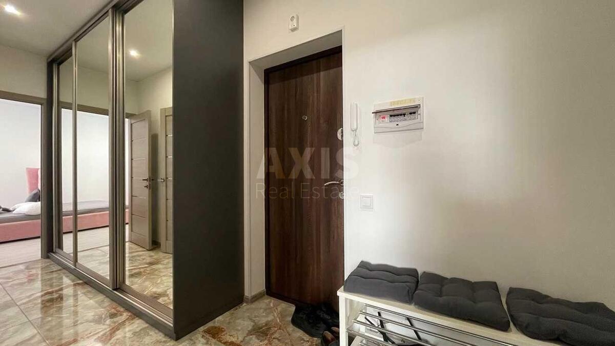 2k apartment vul. Zhuravlyna 48