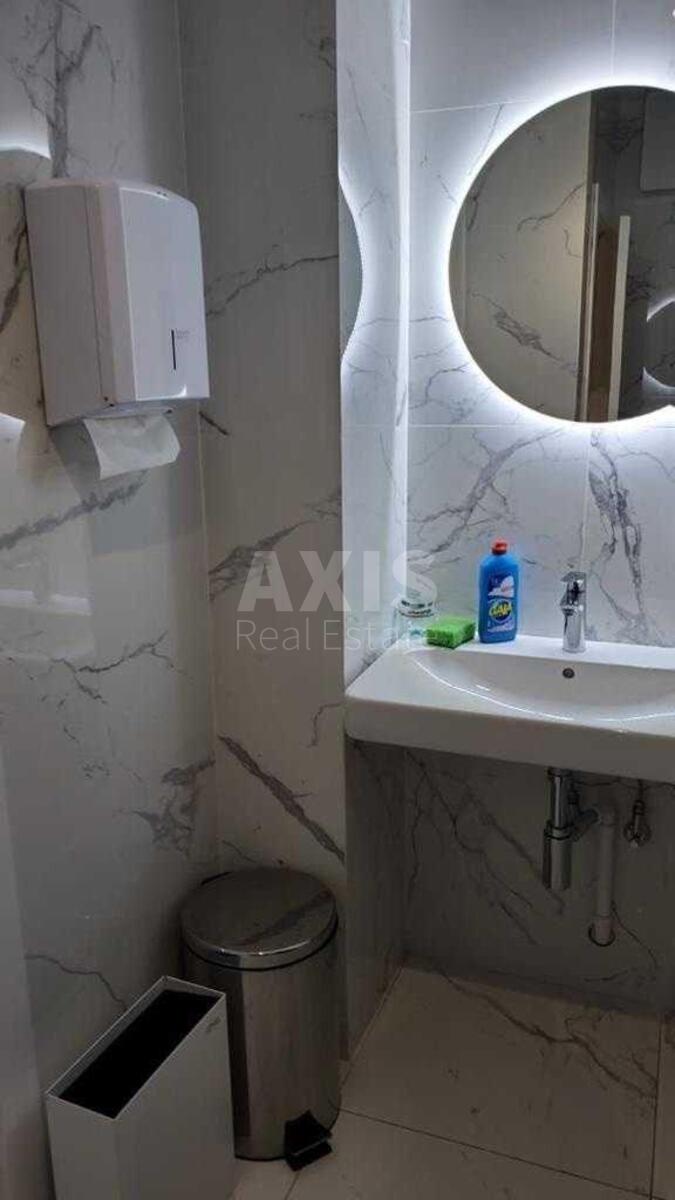 Офис ул. Антоновича 74, 680м26119514