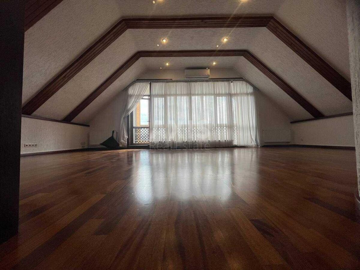 House vul. Chernjahovs'kogo, 264m2, Kyiv city1