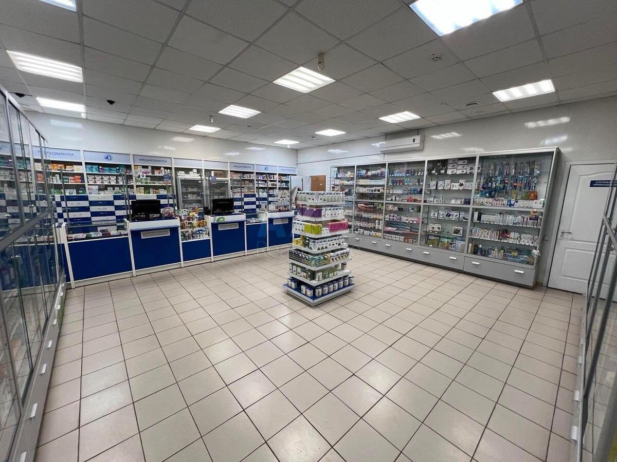 Объект торговли пл. Печерская 1, 74м20