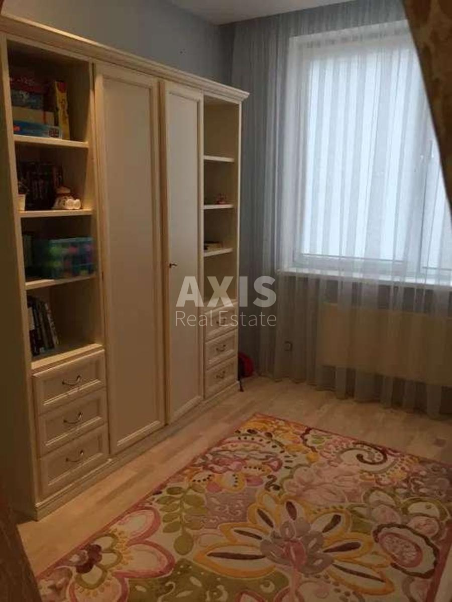 3к квартира ул. Вышгородская 458