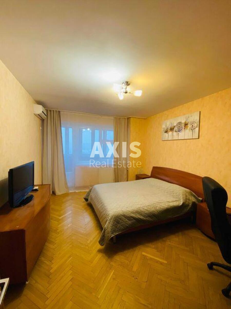 3к квартира пр-т Оболонский 22в1