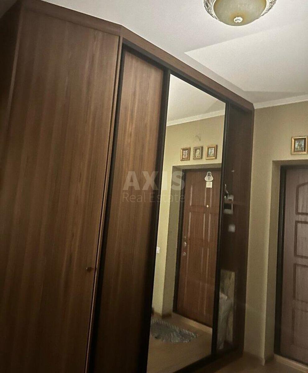 1k apartment vul. Olevs'ka 9