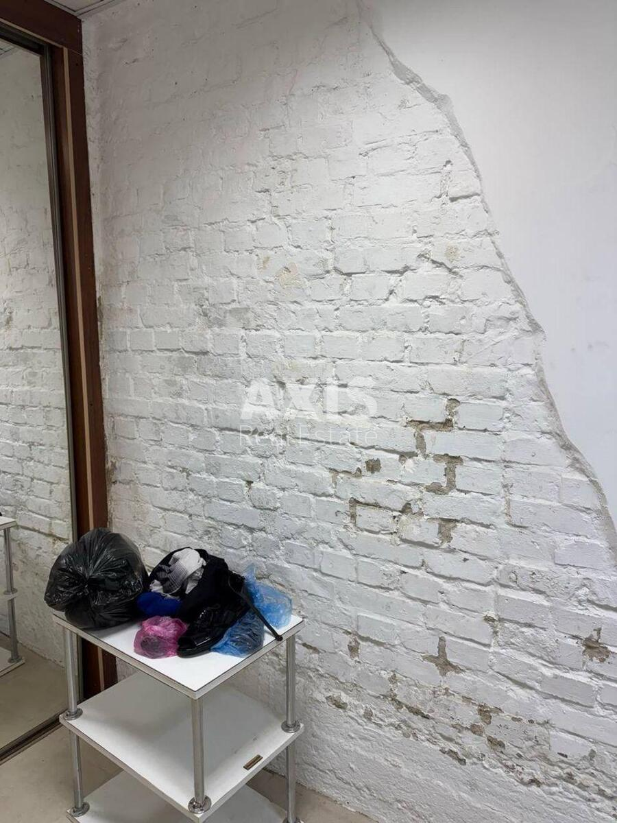 Trade object prov. Starokyi'vs'kyj 1/3, 60m2559716