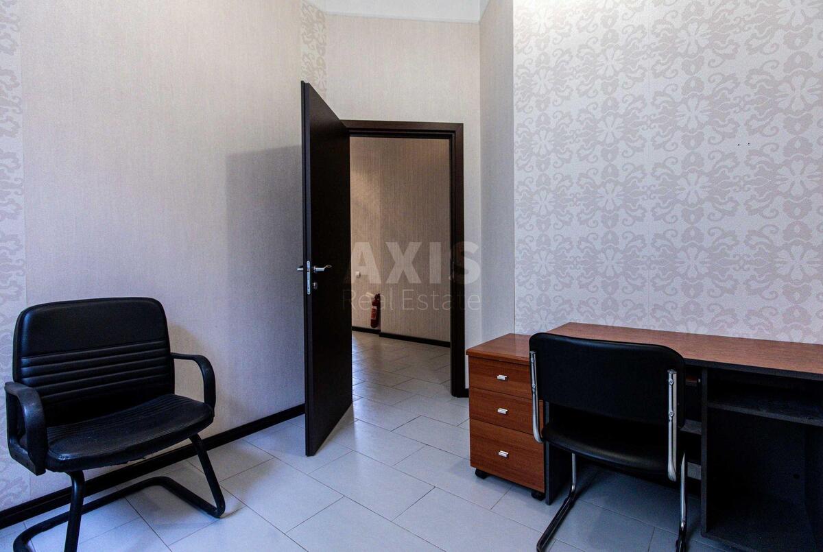 Офис ул. Рогнединская 3, 160м25
