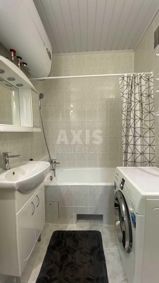 3k apartment vul. Velyka Vasyl'kivs'ka 8014