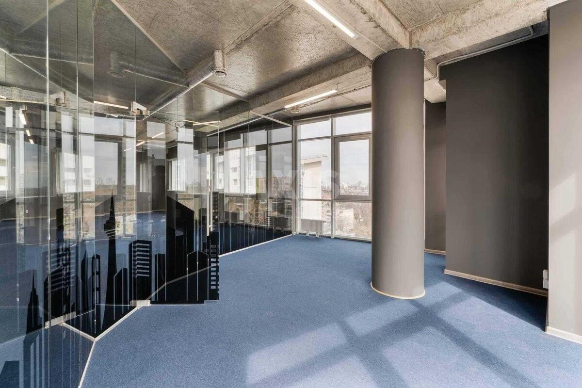 Office pr-t Peremogy 90А, 394m22
