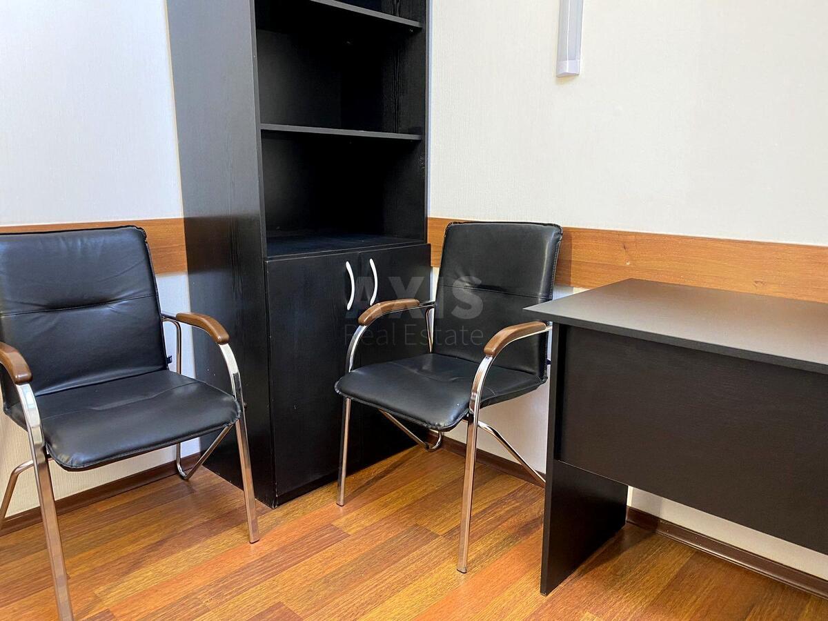 Office vul. Jurkivs'ka 28, 194m2629597