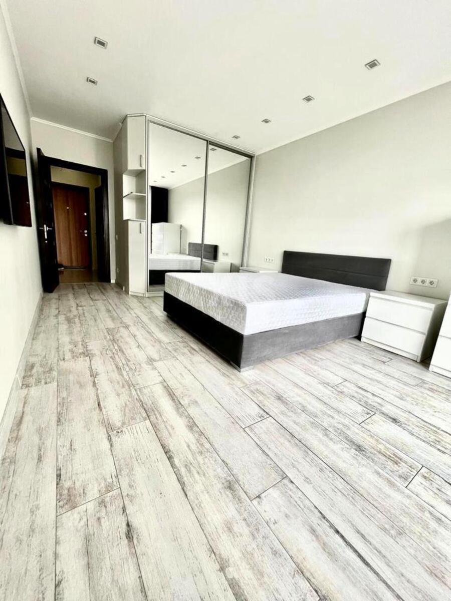 1k apartment vul. Lypkivs'kogo Vasylja Mytropolyta 16Б632780