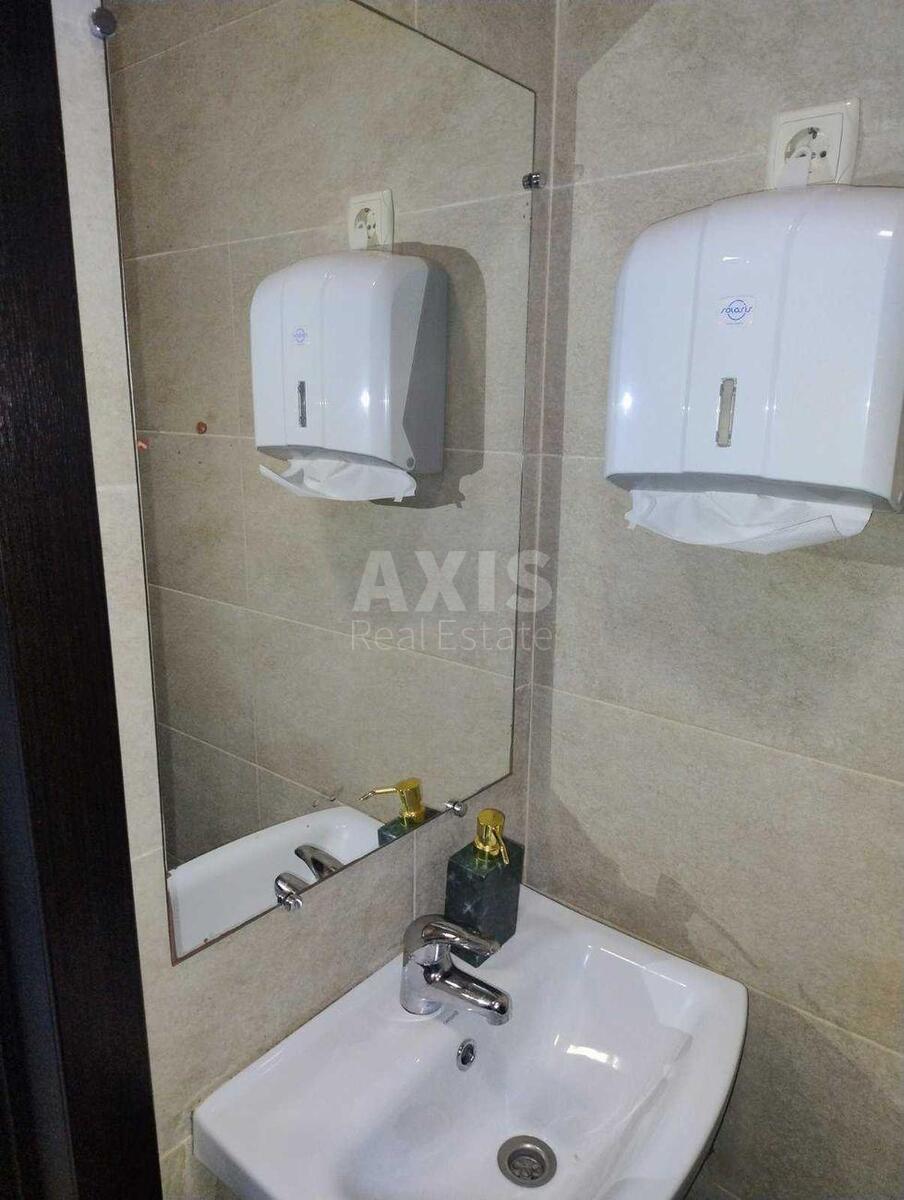 Office vul. Shhekavyc'ka 53, 150m27