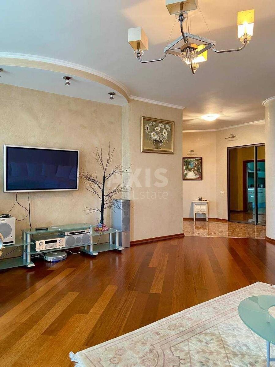 3k apartment vul. Jevgena Konoval'cja 36Б5