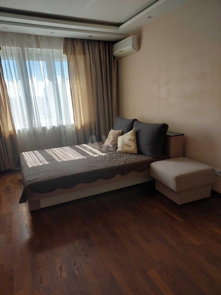 2k apartment vul. Akademika Jefremova 29/223