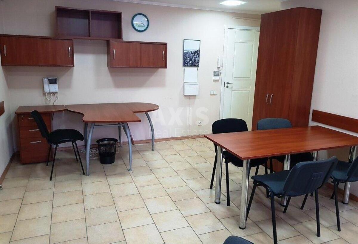 Office vul. Mechnykova 7, 45m24