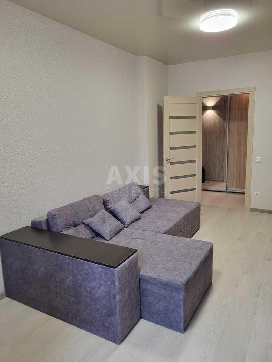2k apartment vul. Oleksandra Olesja 2В3