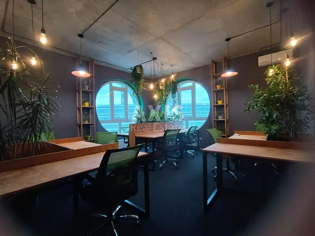 Office uzv. Klovs'kyj 7, 24m20