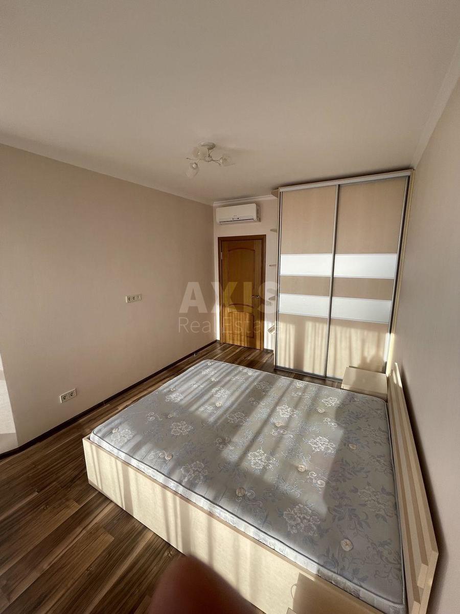2k apartment vul. Zarichna 1В4