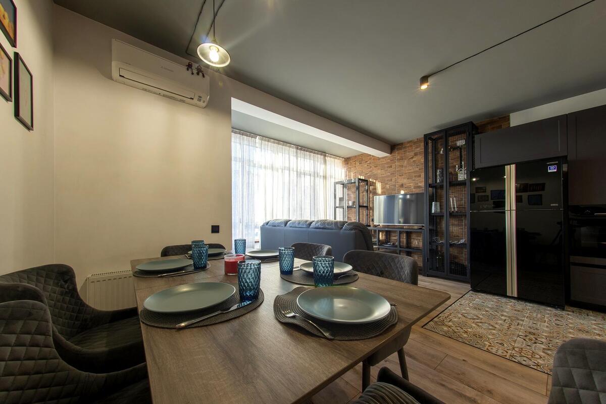 3k apartment vul. Glybochyc'ka 13640595